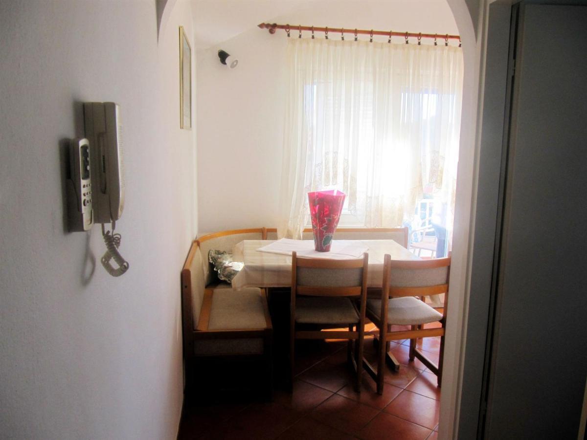 Apartments Dea Пореч Екстериор снимка