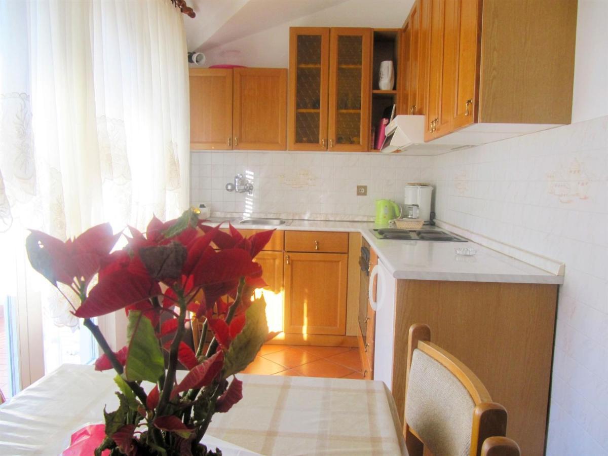 Apartments Dea Пореч Екстериор снимка