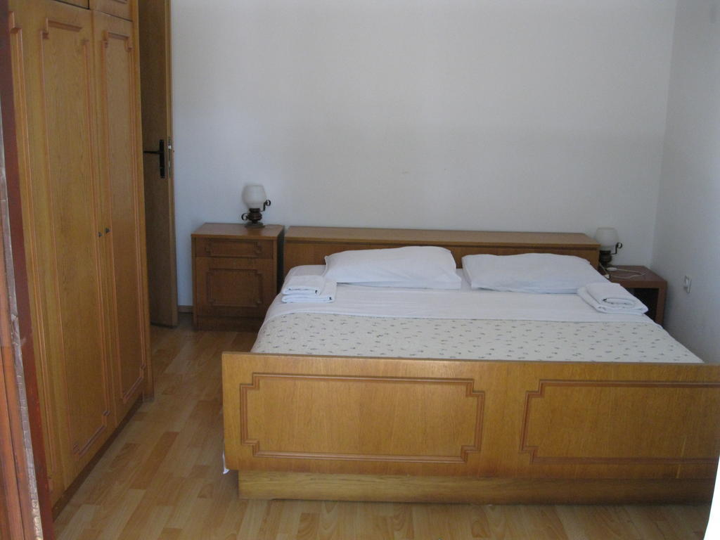 Apartments Dea Пореч Екстериор снимка