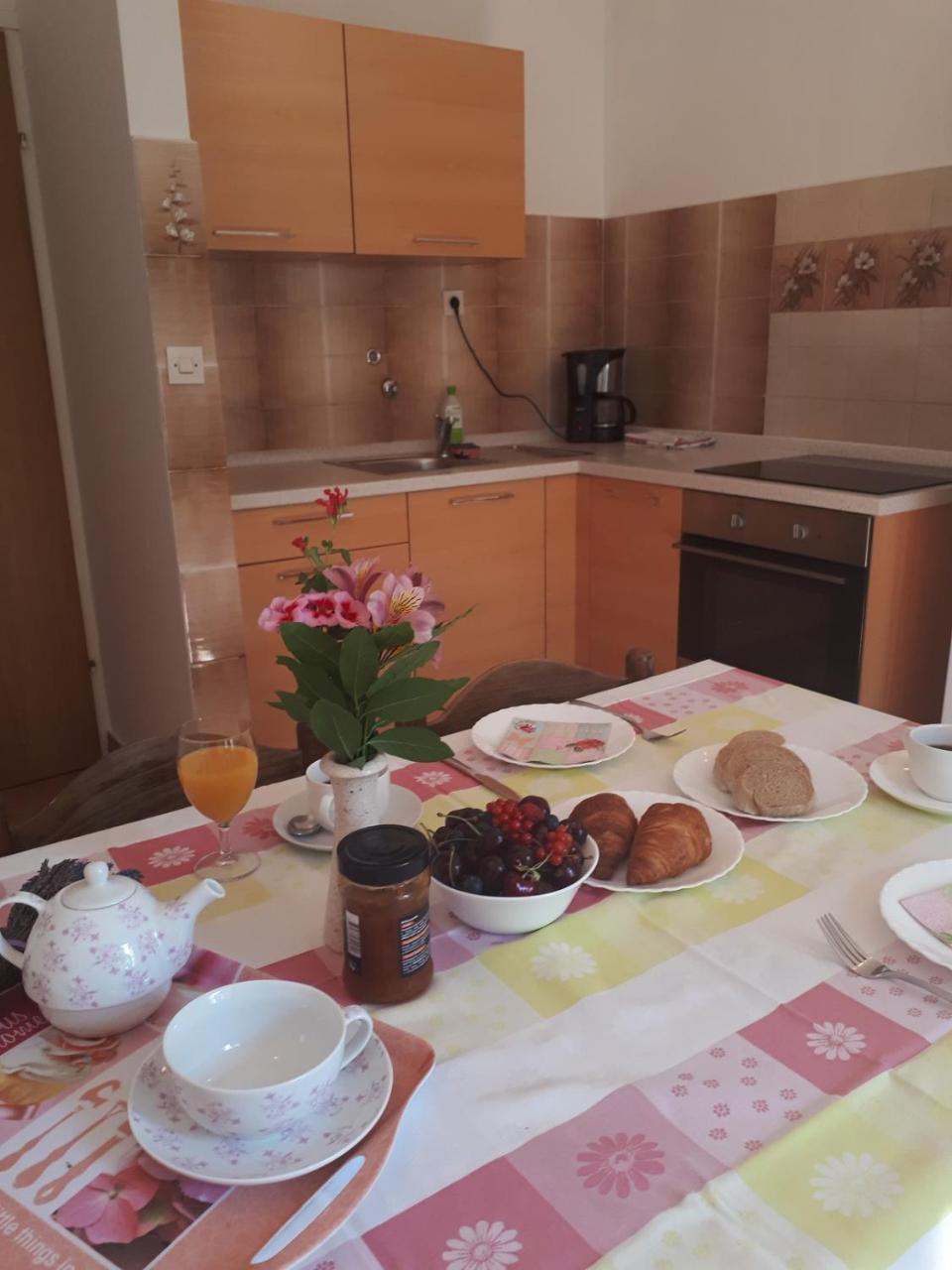 Apartments Dea Пореч Екстериор снимка