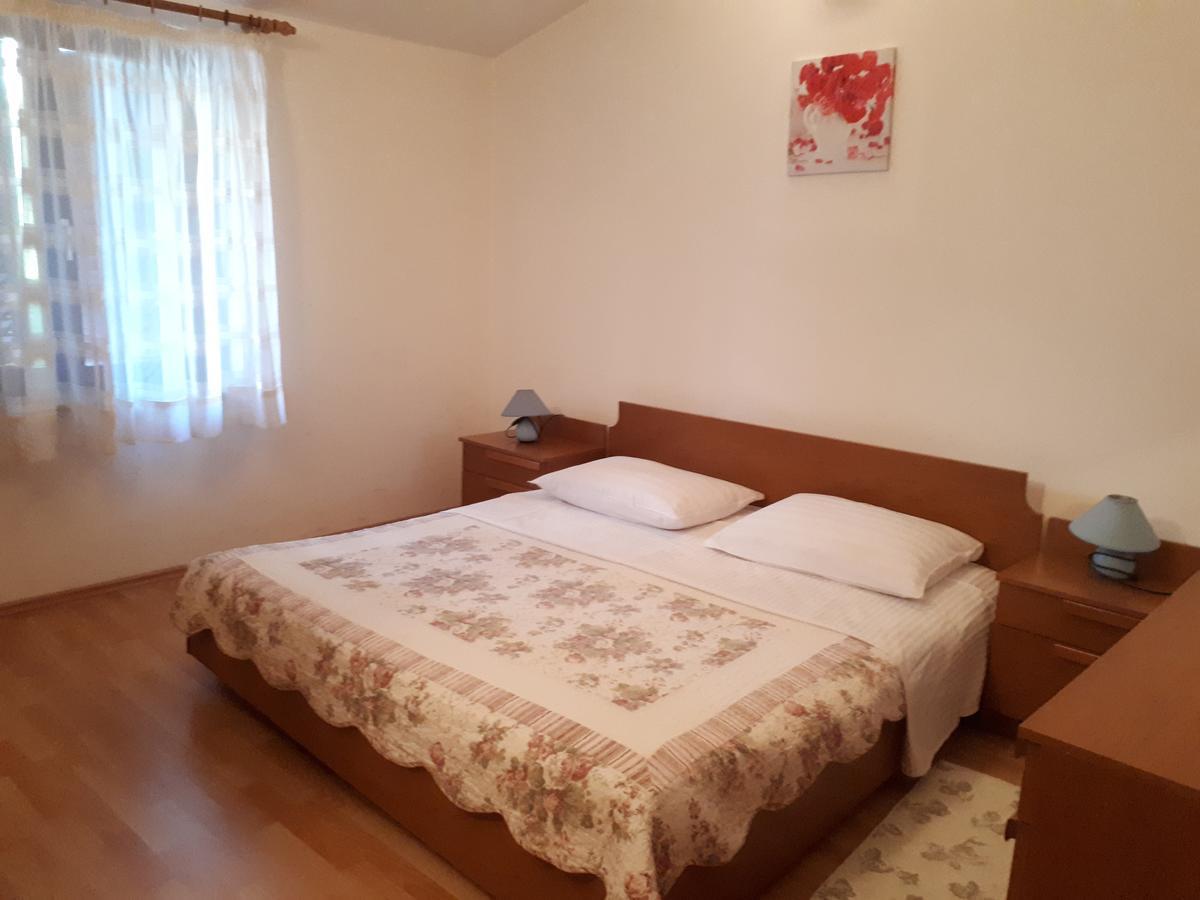 Apartments Dea Пореч Екстериор снимка